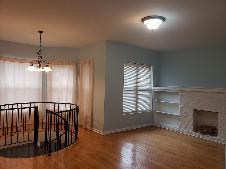 1st image of 108 N Hamlin Blvd