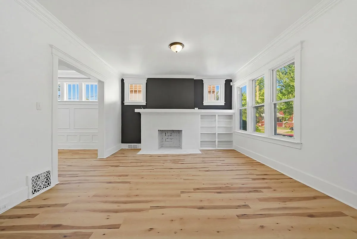 4 bed, 1914 sqft, $2,075 — Photo 3