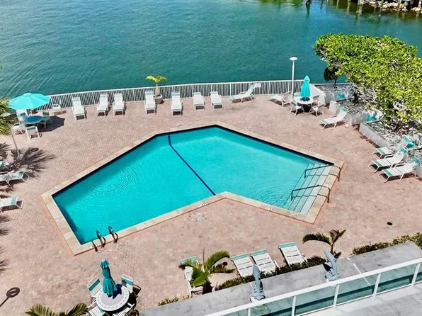 2841 NE 163rd St APT 302, North Miami Beach, FL 33160