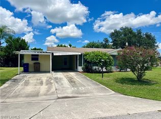 807 Laredo Ave, Lehigh Acres, FL 33936
