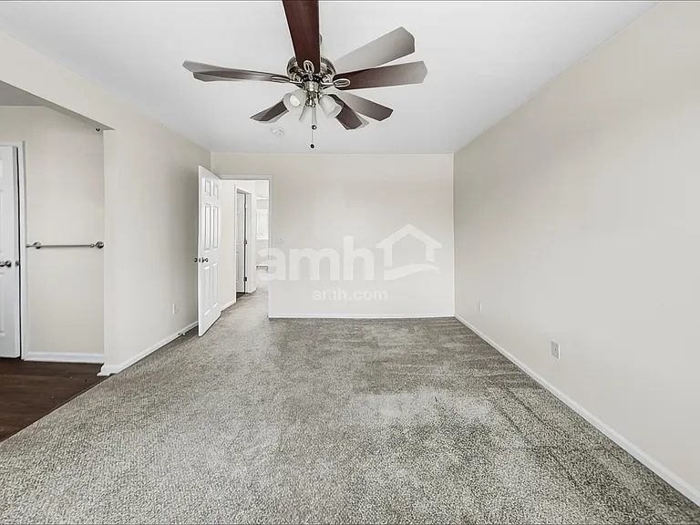1182 S Fultondale Cir — Photo 10