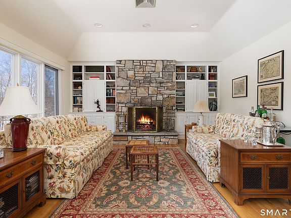 3rd image of 59 Cornwall Bridge Road