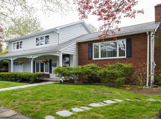 18 Jane Rd, Marblehead, MA 01945