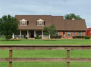 25039 County Road 48, Angleton, TX 77515
