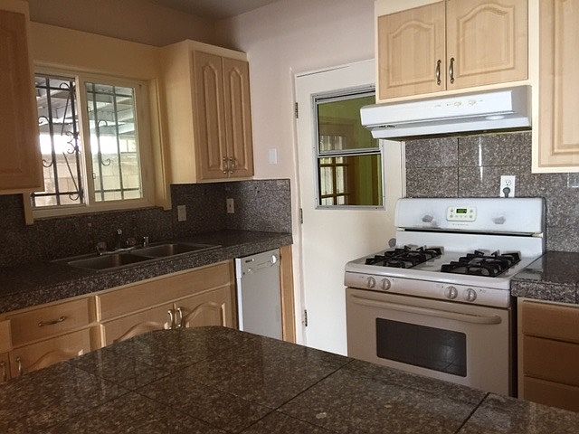 1st image of 4068 47th St