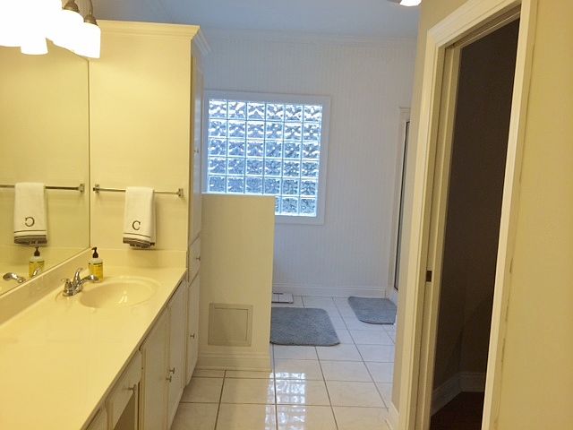 1st image of 103 Saddlewood Cor