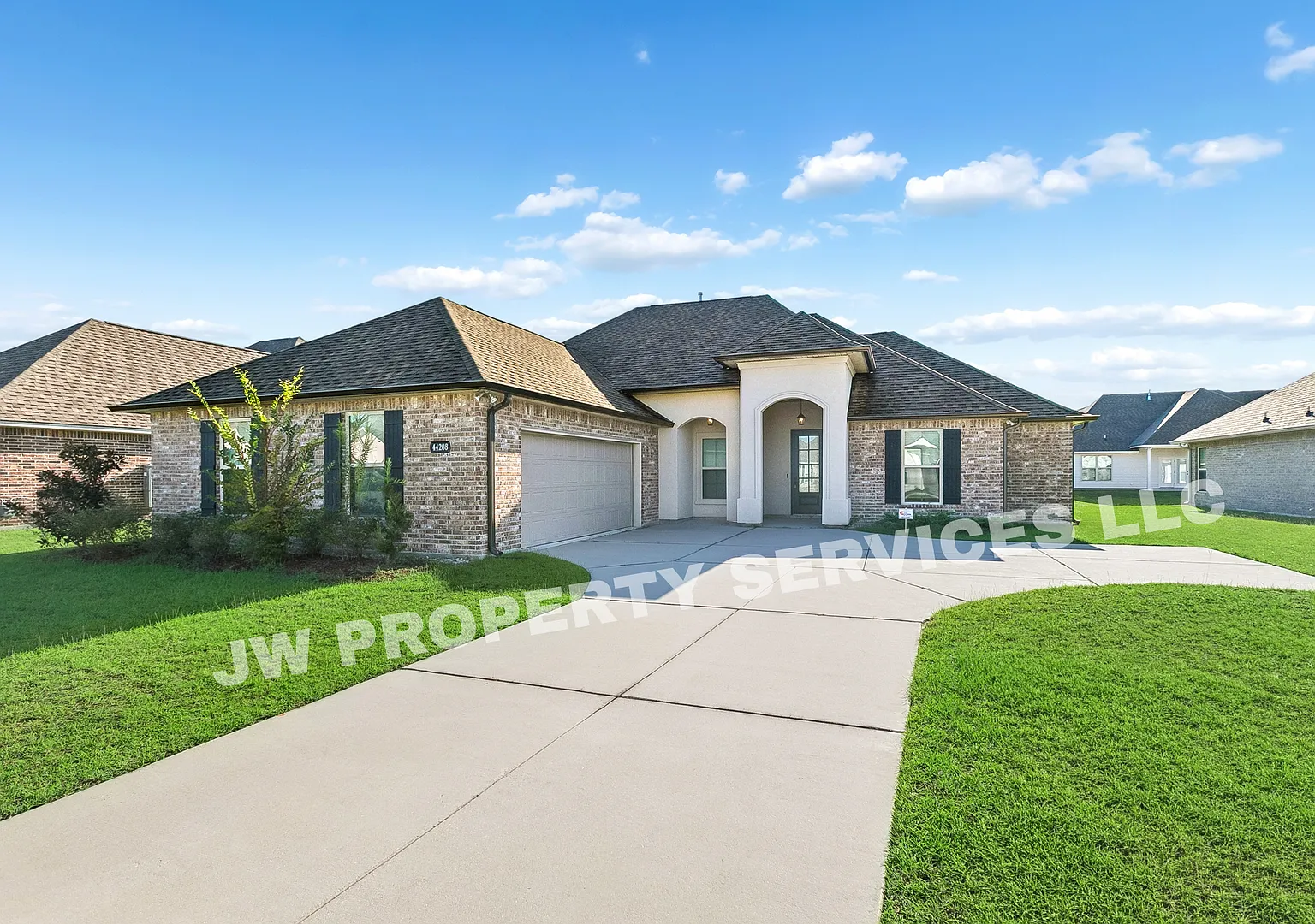 Spacious 4-Bedroom Home in Hammond, LA Pet Friendly! — Photo 2