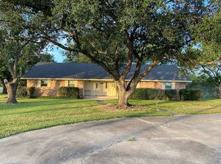 1760 Northside Rd, Victoria, TX 77904