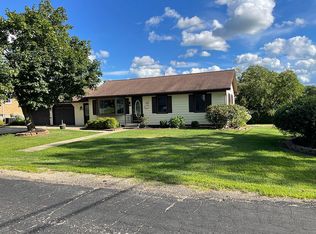 900 2nd Ave, Fulton, IL 61252