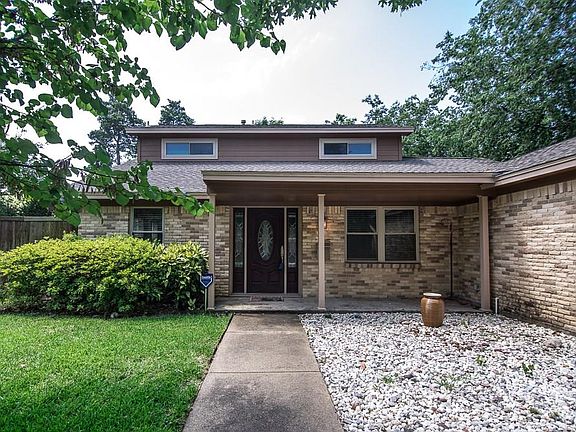 3rd image of 13030 Glenside Dr