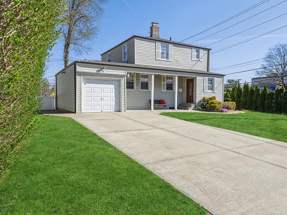1st image of 5 Hillturn Ln