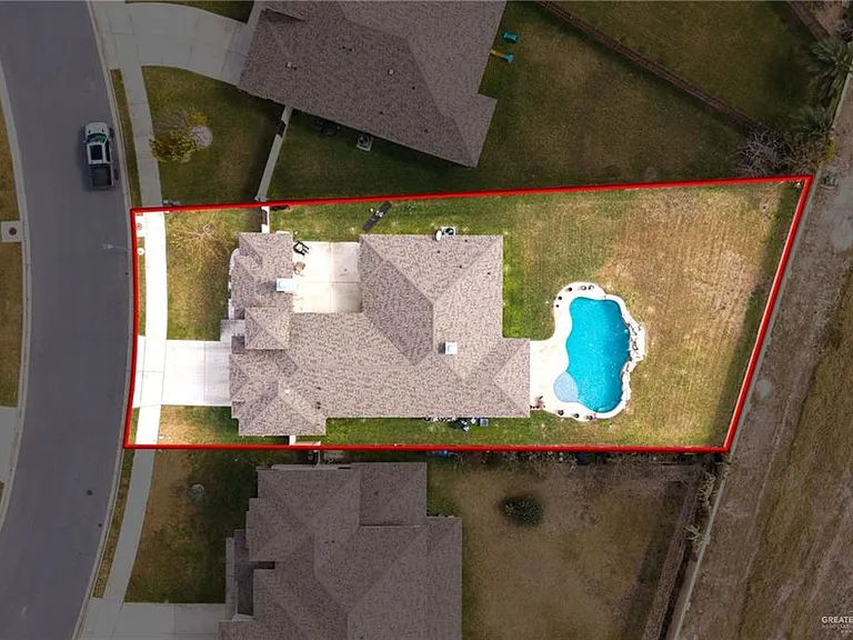 14220 Amistad Cir — Photo 22
