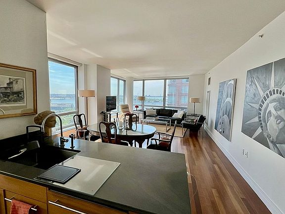 3rd image of 30 Little West St Unit 24E