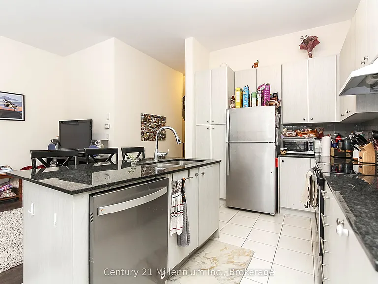 36 Farwell Ave — Photo 9