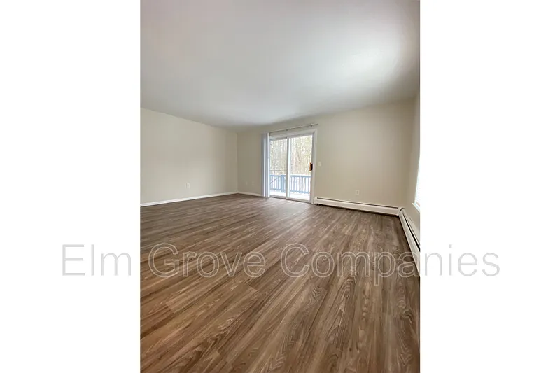 Building Photo - 9 Darby Field Cmn #A