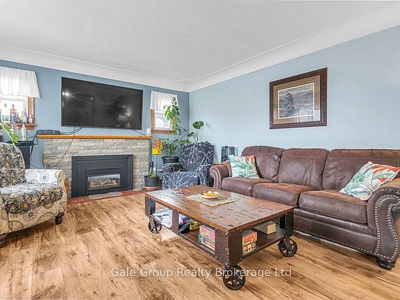 5th image of 8827 Plank Rd