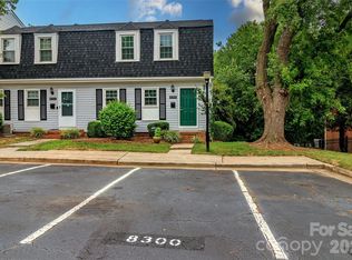8300 Knights Bridge Rd, Charlotte, NC 28210