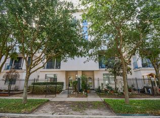 707 Saint Charles St, Houston, TX 77003