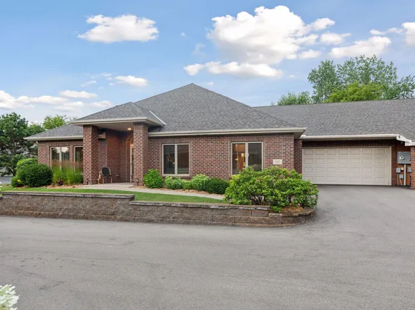 107 Deerwood Ct, Hudson, WI 54016