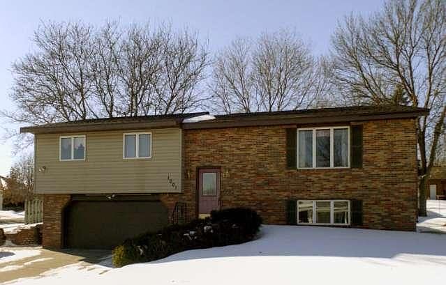 1st image of 1001 Parkridge Dr