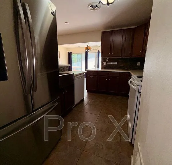 19 Gore Ln — Photo 7
