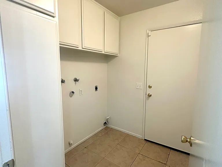 12562 El Dorado Ct — Photo 10