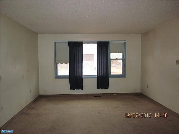 4th image of 3819 Amon Ave