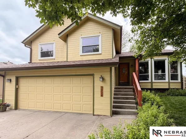 3924 S 155th St, Omaha, NE 68144