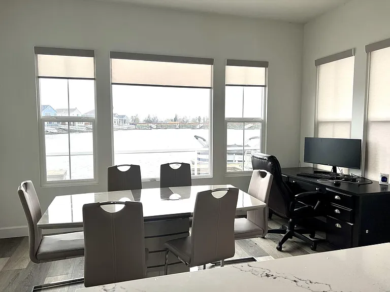 472 Halcyon Pl — Photo 4
