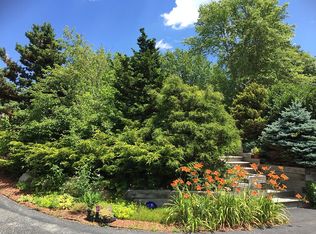 62 Pleasant Harbour Rd, Plymouth, MA 02360