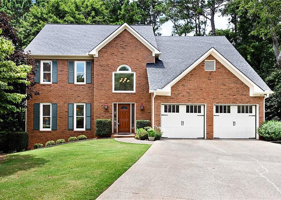 1st image of 630 Estate Club Cir