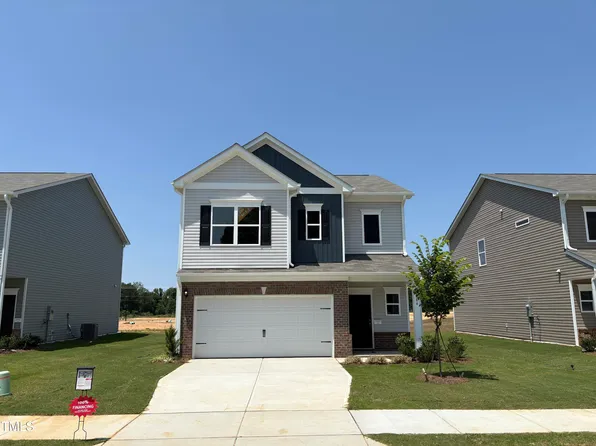 184 Bruce Dr, Dunn, NC 28334