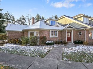 850 Pinegrove Ct, Wheaton, IL 60187