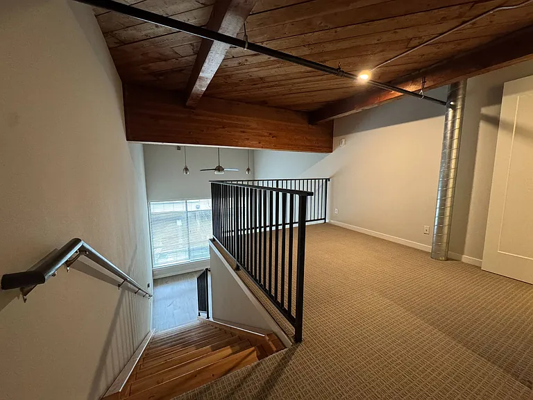 B Flats — Photo 78