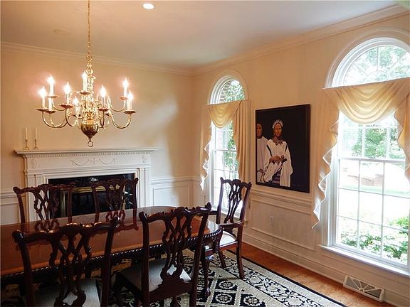 5th image of 605 Fairwinds Ct