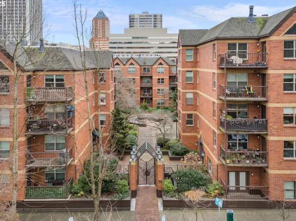 1500 SW Park Ave APT 303, Portland, OR 97201