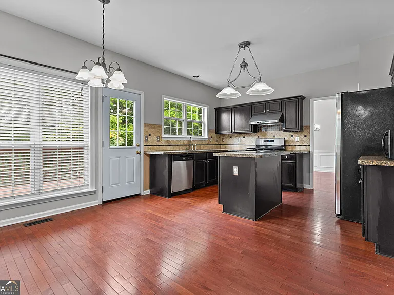 2315 Hiawassee Dr — Photo 15