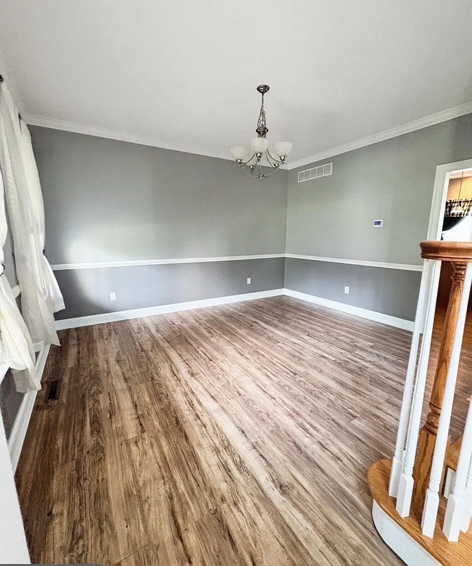 4 bed, 2.5 bath, 3100 sqft, $3,000 — Photo 2