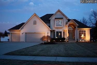 1st image of 35753 Wyndemere Way