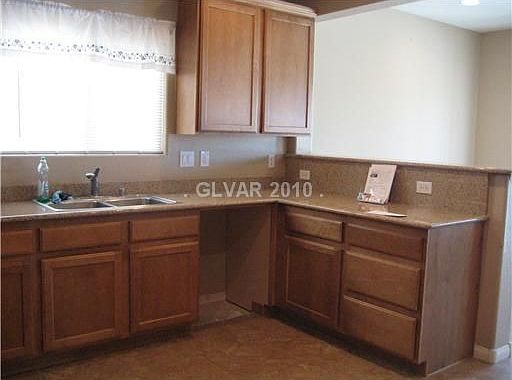 2nd image of 7626 Ambersnail St