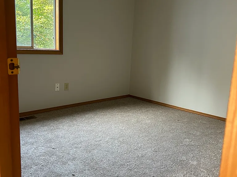 8905 SW 50th Ave — Photo 10