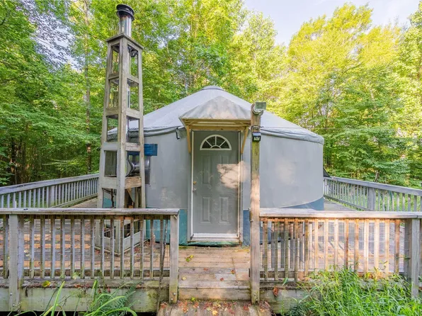 567 Thistle Hill Rd SW, Willis, VA 24380