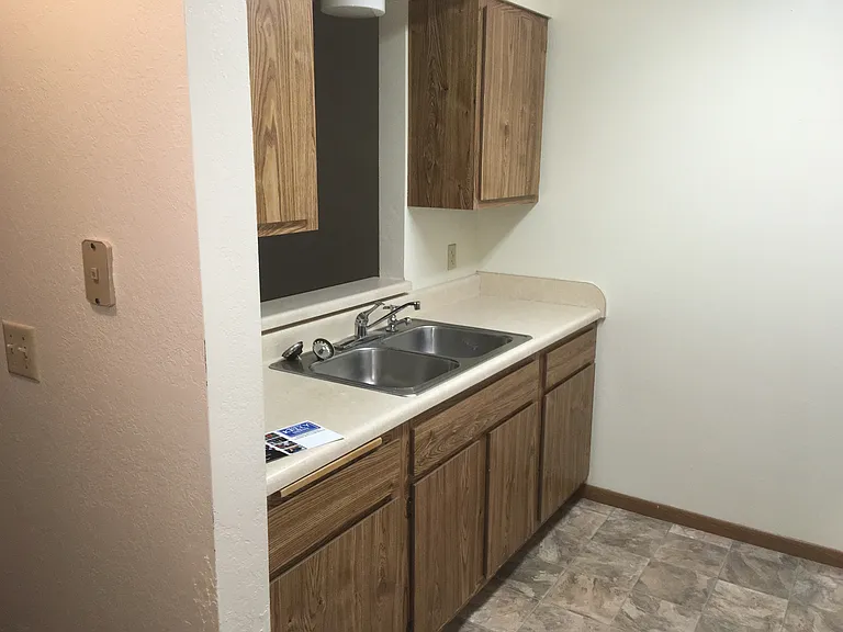 410 5th St #110 — Photo 3