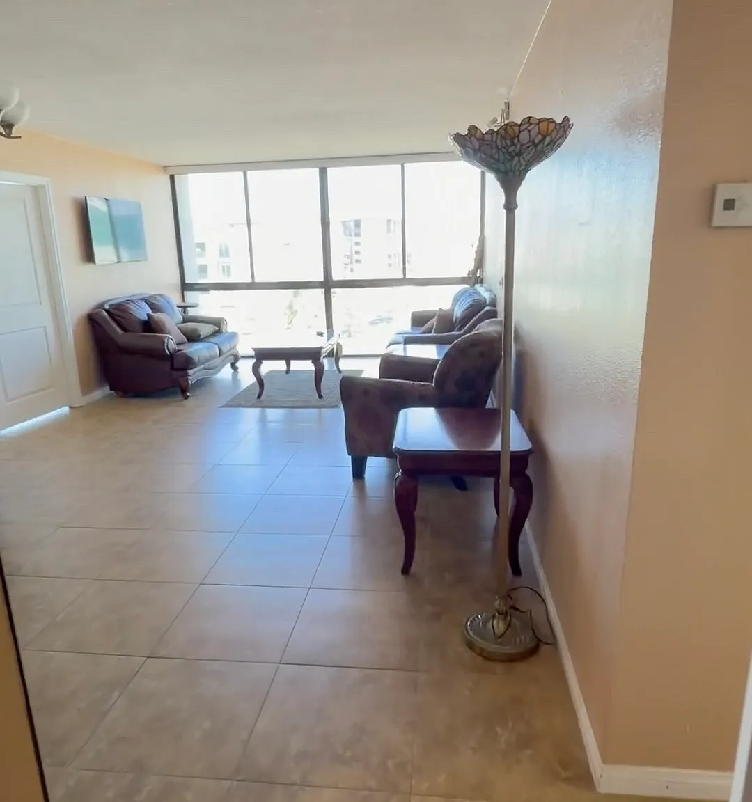 3930 University Center Dr — Photo 2