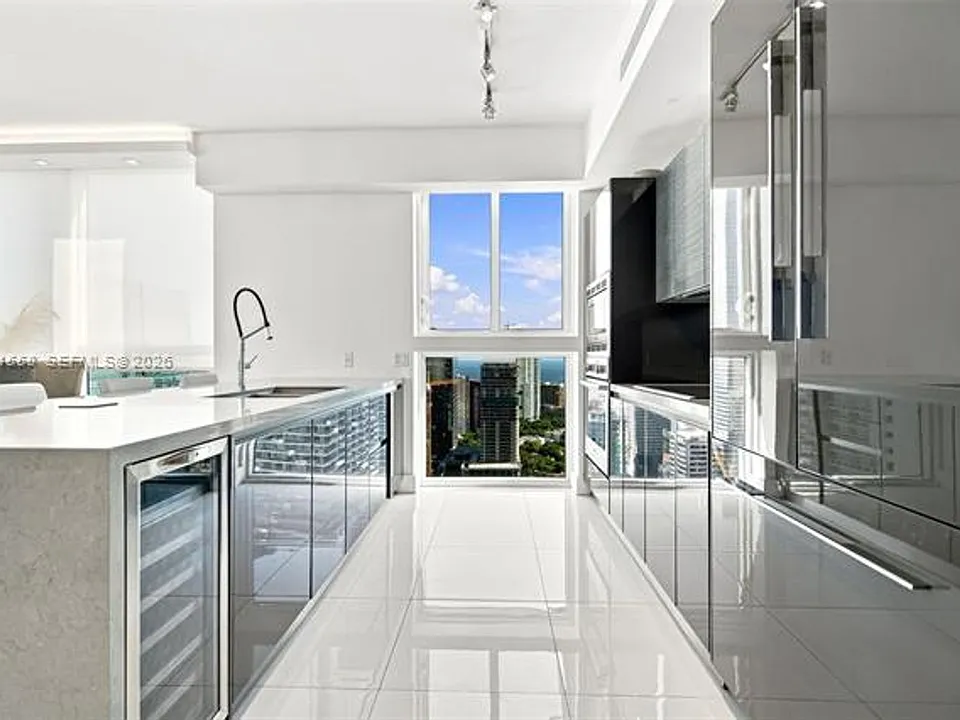 1080 Brickell Ave #CU-3800