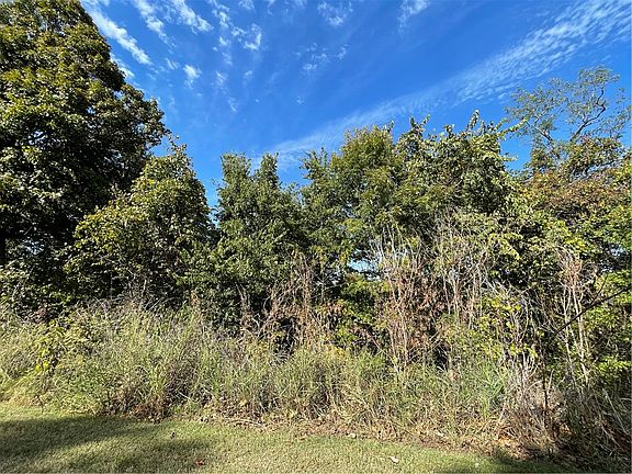 2nd image of 238 Holiday Island Dr #27
