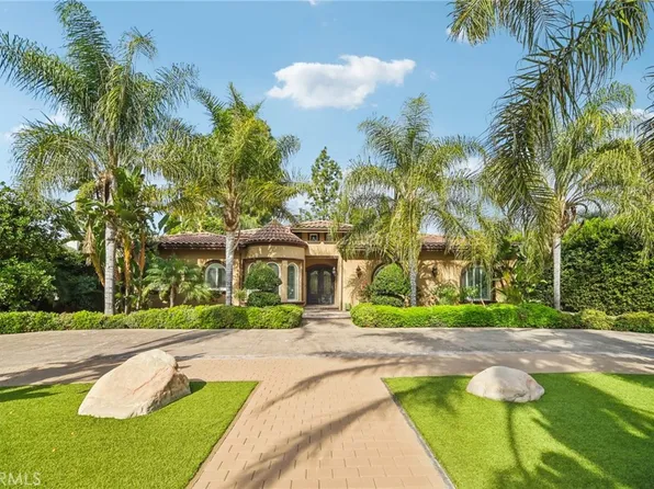 17401 Raymer St, Northridge, CA 91325