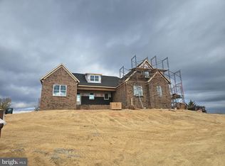 210 Inez Ln, Stephens City, VA 22655