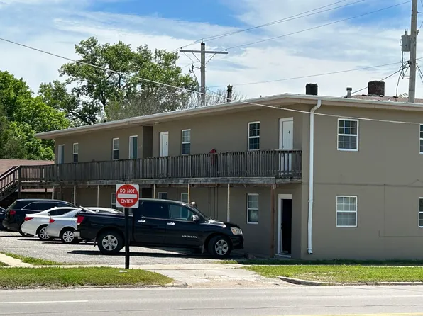 1411 S Broadway, 1411 S Broadway St APT 4, Pittsburg, KS 66762