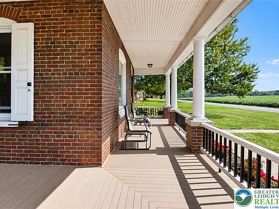 3rd image of 5 Bowers Rd